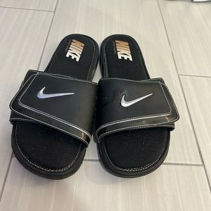 Nike Cushioned Slides; Size 12; Condition: Used